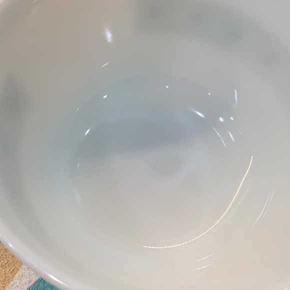 Vtg. Pyrex 1.5 qt Bowl, Autumn Floral (Verde) + NEW Retro Avocado Potholder - Picture 9 of 16